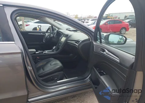 2013 Ford Fusion Titanium z USA, uszkodzony, nr VIN 3FA6P0D91DR212142